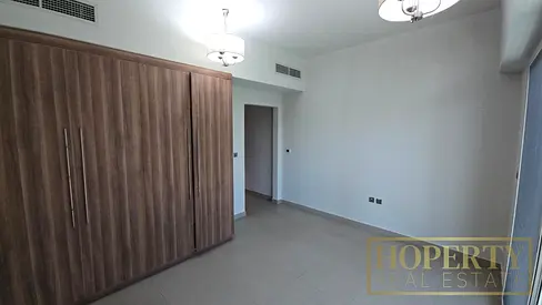 3BHK+maid room/ 2 parking spaces/ Dishwasher space
