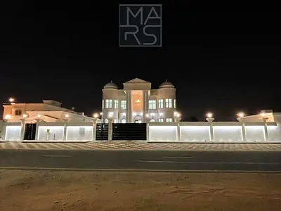 فيلا جديدة فاخرة للغاية مكونة من 7 غرف نوم | موقف سيارات في الطابق السفلي وحديقة خاصة