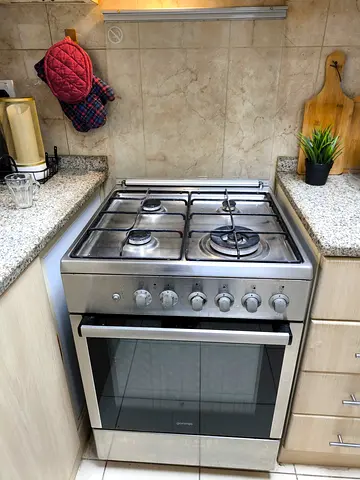 Cooking range. With electric oven