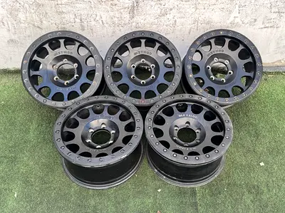 5x Original Method MR105 Beadlock size 17”