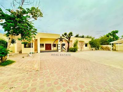 4 Br Ground Floor Villa With Private Yard/ 4 Payments