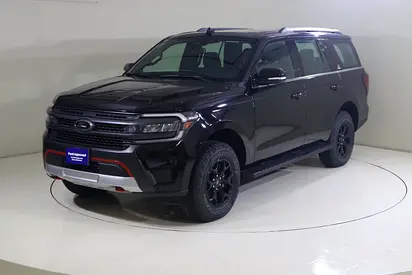 TL2524 / FREE REGISTRATION + INSURANCE / AL TAYER MOTORS AL QOUZ SHOWROOM