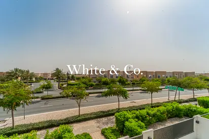 Single Row | Family Community | Vibrant