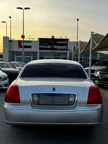 صورة مصغرة 5 لـ 2008 Lincoln TOWN CAR