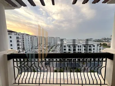 Beautiful 1BR | Fully Furnished | Lovely Outlook