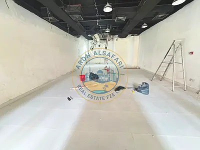 Close to Park - Huge size shop With Central Ac _ Washroom -Very Prime Location just 115k