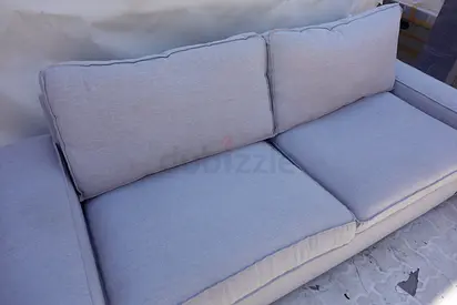 (57) Two-seater Loveseat Sofa