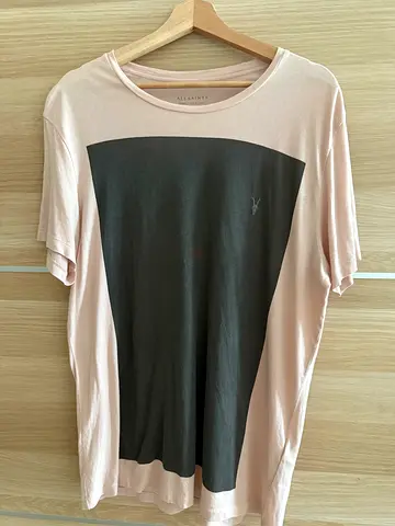 AllSaints with design Tshirt size L