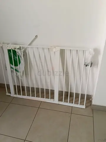 White Metal Baby Safety Gate — Pressure/Wall Mounted, Good Condition