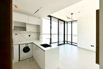 High Floor | Brand New with Kitchen Appliances