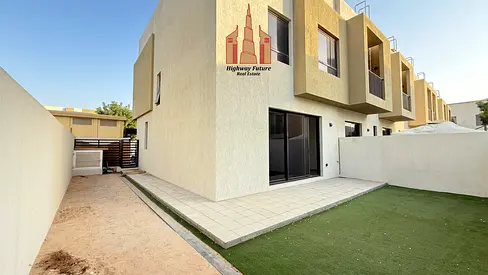 Elegant 3BR Corner Townhouse For Sale in Nasma