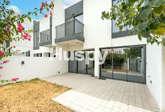 Vacant | Single Row | Close to Amenities
