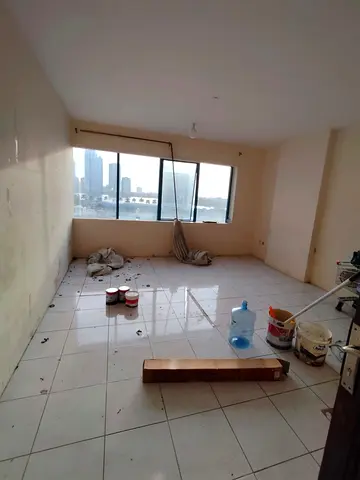 3BR + closed hall, 3 baths, sea view, sharing allowed in Al Majaz 1, prime location near Dubai exit and all services