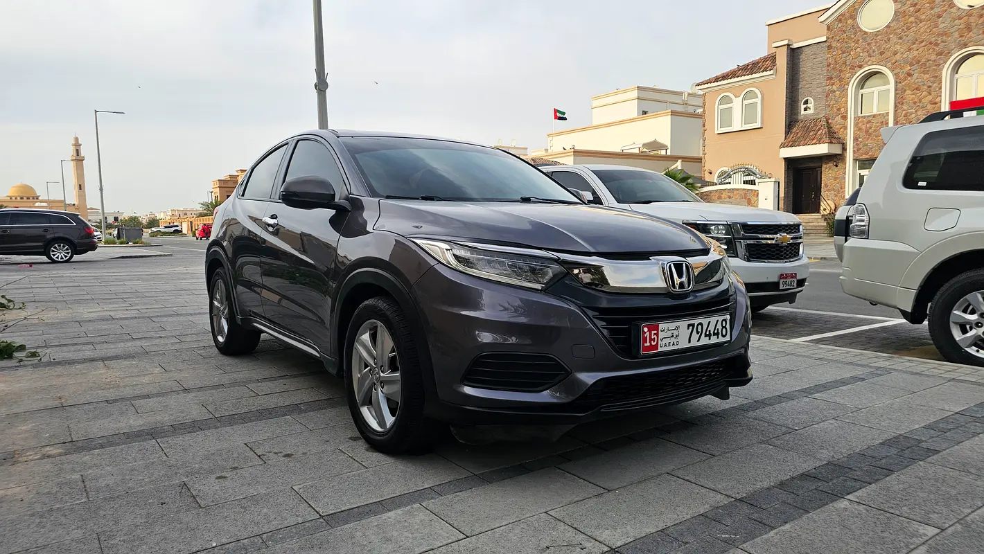 Honda HR-V 2020 — photo 1 of 10