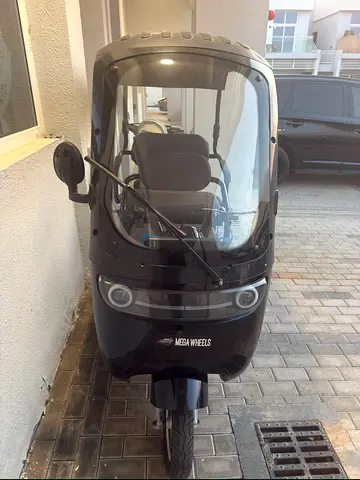 Electric 3 Seater Tricycle Available for Sale