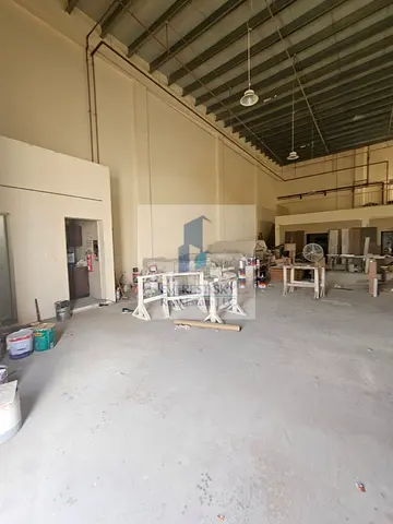 Raod Facing Warehouse with mezzanine, 14 KW power, pantry, toilet for URGENT LEASE !!