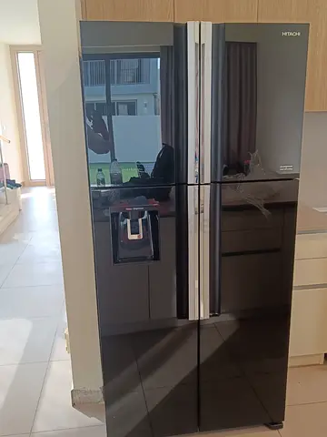 Hitachi Brand Latest New Model 4 Door Fridge Freezer / Capacity 700 Liters