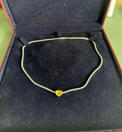 Natural Saphire Diamond Necklace