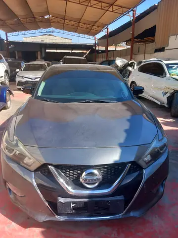 GCC Specs Nissan Maxima SV 2018 - Excellent Condition