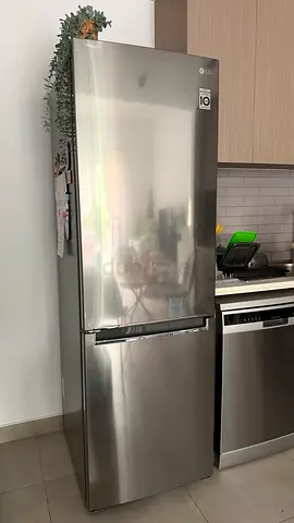 Refrigerator LG