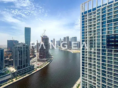 Canal and Swimming Pool View | Flexible Cheuqes
