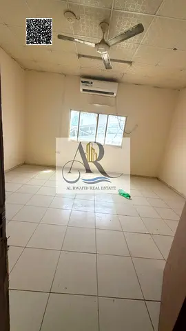 30 Rooms Staff Accommodation Full Floor in Al Jurf Ajman 10-12 Persons Ready Now Available