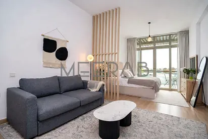Luxurious Fully Furnished Studio | Amazing Marina Skyline Views | Vacant