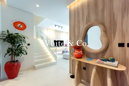 Turnkey | Internal Corner | Fully Upgraded