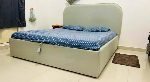 Customized Brand New Velvet Fabric Bed