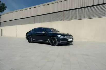 BMW 750Li xDrive 2018 GCC Specs - Pristine Condition