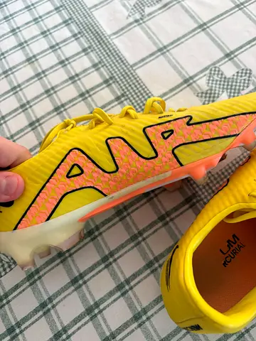 Nike Mercurial Football Boots – Yellow | Good Condition