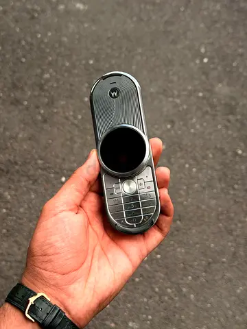 Motorola Aura