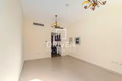 Bright Studio | Chiller Free | Multiple Cheques
