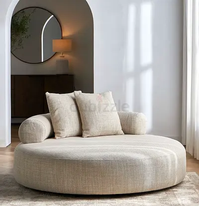 Stylish Round Sofa with Cushions