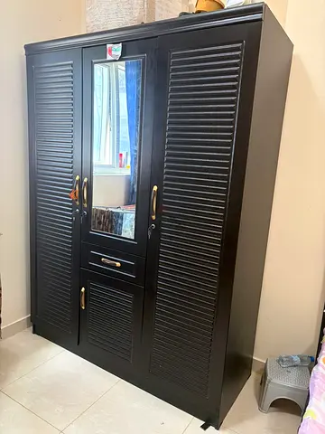 Three-door Wooden Wardrobe with Mirror — Excellent Condition