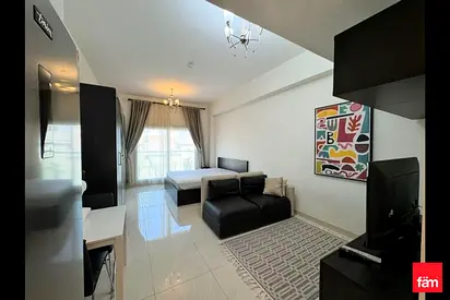 Investor/End User Deal | Spacious | Walk to mall