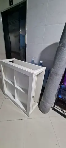 Free Coffee table with carpet