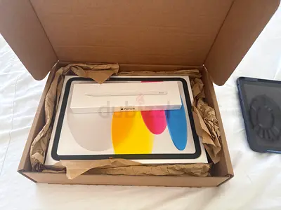 iPad 10th generation brand new in box comes with apple pen got it as a gift and don’t really need it
