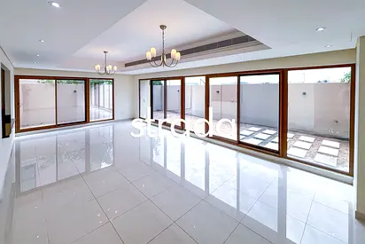 Large Layout | Townhouse | Vacant