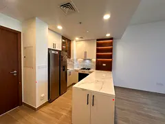 Bright &amp; Cozy | Pool View | Ready to Move In