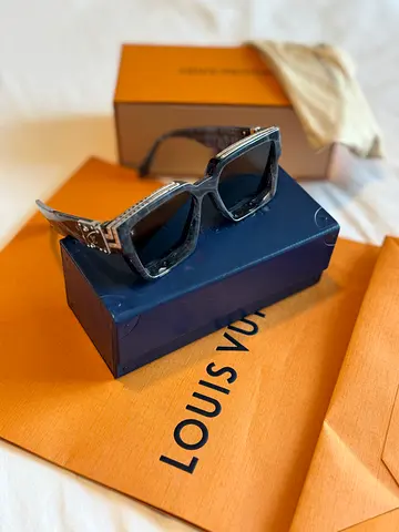 Glasses louis vuitton millionnaire Original with paper