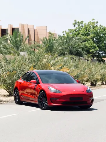 Tesla Model 3 Performance 2021 GCC Specs Under Warranty Available on Cash and Bank finance