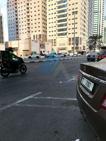 prime location shop main road Tawwun