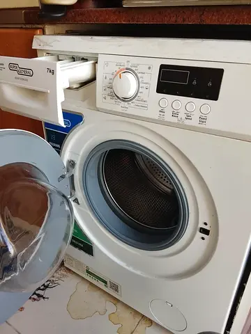 7kg Front Load Washing Machine - Good Working Condition