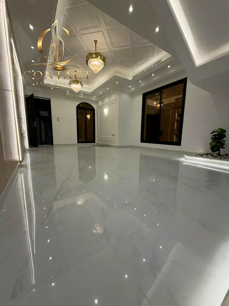 فيلاللبيع في منطقة الحليو – إمارة عجمان 🏡 فرصة مميزة لامتلاك فيلا فاخرة بتصميم عصري وتشطيب راقٍ، للسكن العائلي أو الاستثمار: 🔹 5 غرف نوم ماست
