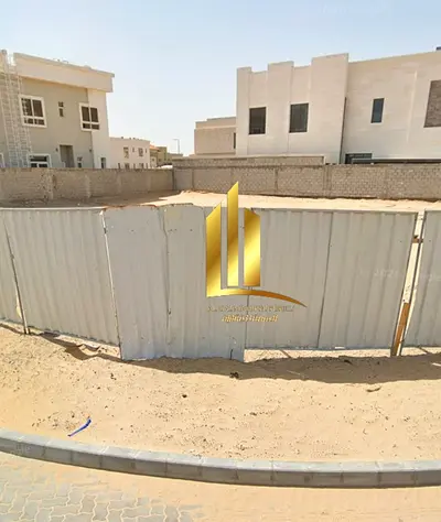 أرض سكنية مميزة للبيع في منطقة الحوشي – ضاحية البديع بإمارة الشارقة، موقع استراتيجي وهادئ مناسب لبناء فيلا سكنية.