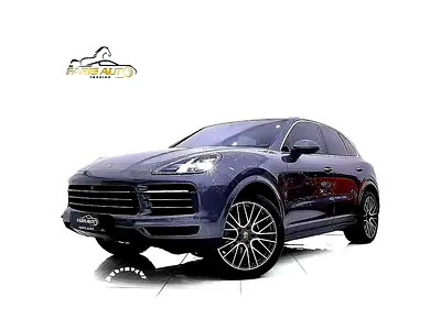 PORSCHE CAYENNE GCC FULLY LOADED + FULL SERVICE HISTORY