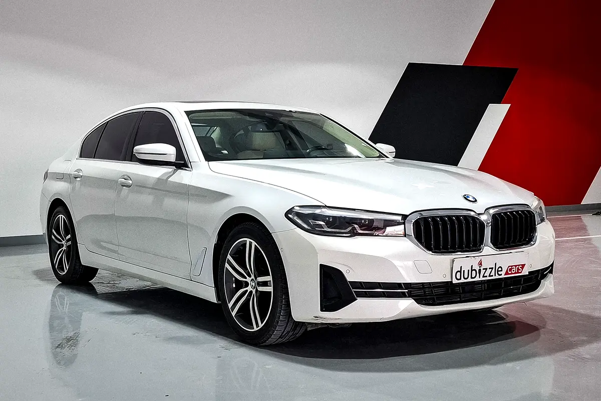BMW 5-Series 2022 — photo 1 of 15