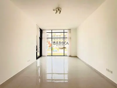 Elegant 1BR | Balcony | Prime Location | Amenities