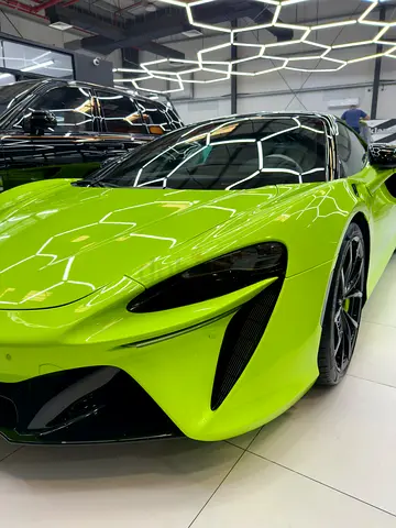 New McLaren Artura